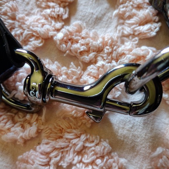 Luxury Gucci Soft Patent Leather Bag - Picture 9 of 15